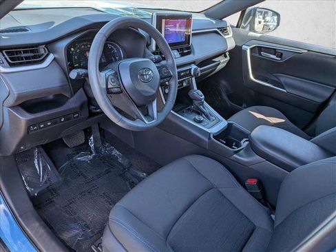 Certified 2025 Toyota RAV4 SE AWD/4WD image 13