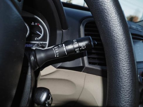 Used 2013 Toyota Venza LE image 34