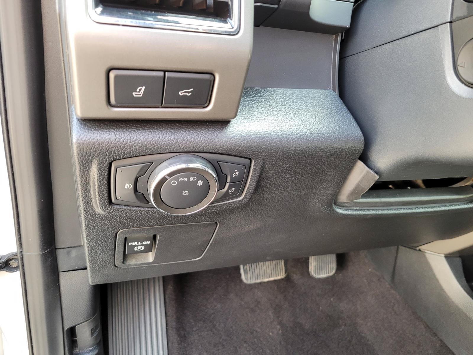 Used 2021 Ford Expedition Max XLT RWD image 28