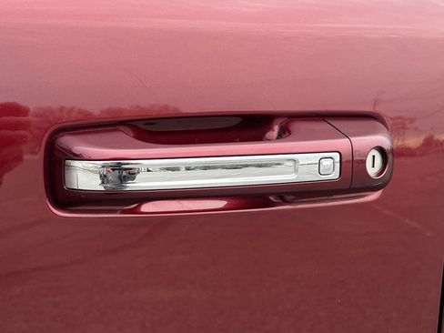 Used 2020 RAM 1500 Laramie image 42