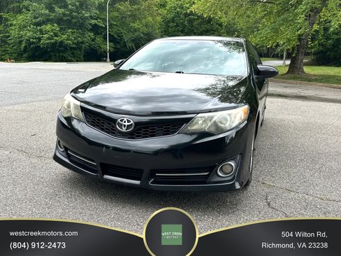 Used 2014 Toyota Camry SE FWD image 5