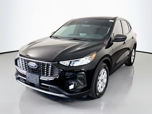 Used 2023 Ford Escape Active FWD image 4