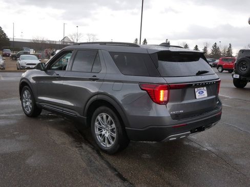 Used 2026 Ford Explorer Active w/ Active Comfort Package image 7