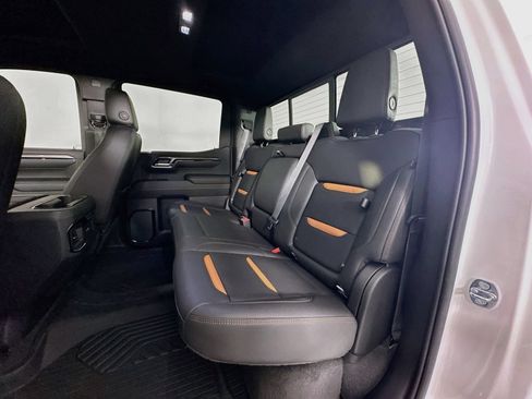 Used 2022 GMC Sierra 1500 AT4 w/ AT4 Premium Package AWD/4WD image 25