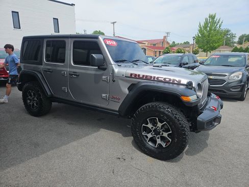 Used 2018 Jeep Wrangler Unlimited Rubicon AWD/4WD image 8
