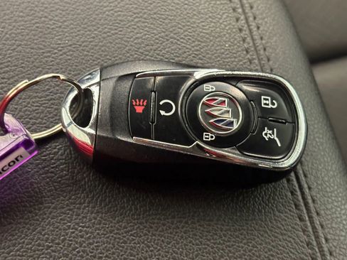 Used 2023 Buick Encore GX Essence w/ Experience Buick Package FWD image 48