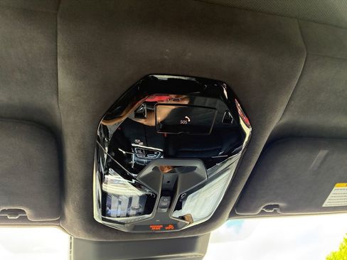 Used 2023 BMW 760i xDrive w/ Luxury Rear Seating Package image 12