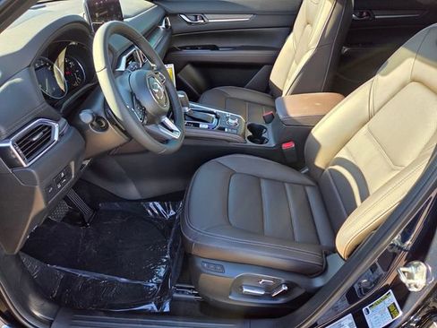 New 2025 MAZDA CX-5 Signature image 6