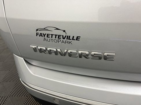 Used 2020 Chevrolet Traverse Premier image 20
