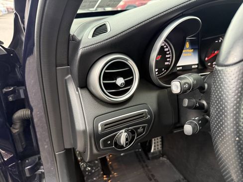 Used 2015 Mercedes-Benz C 300 4MATIC Sedan w/ Sport Package image 11