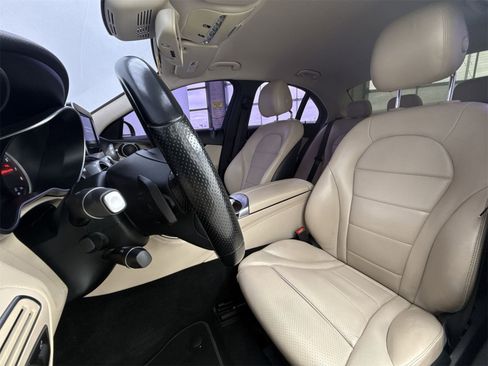 Used 2016 Mercedes-Benz C 300 Sedan image 10