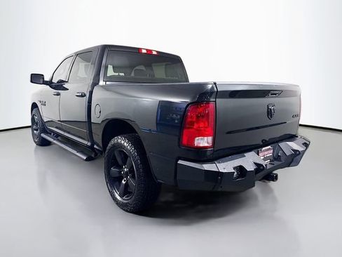 Used 2018 RAM 1500 Express w/ Black Ram 1500 Express Group AWD/4WD image 8