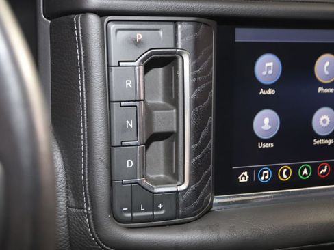 Used 2021 GMC Yukon Denali w/ Advanced Technology Package AWD/4WD image 7