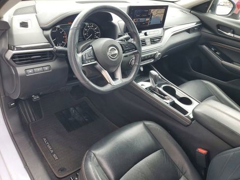 Certified 2023 Nissan Altima 2.5 SR w/ SR Premium Package FWD image 24