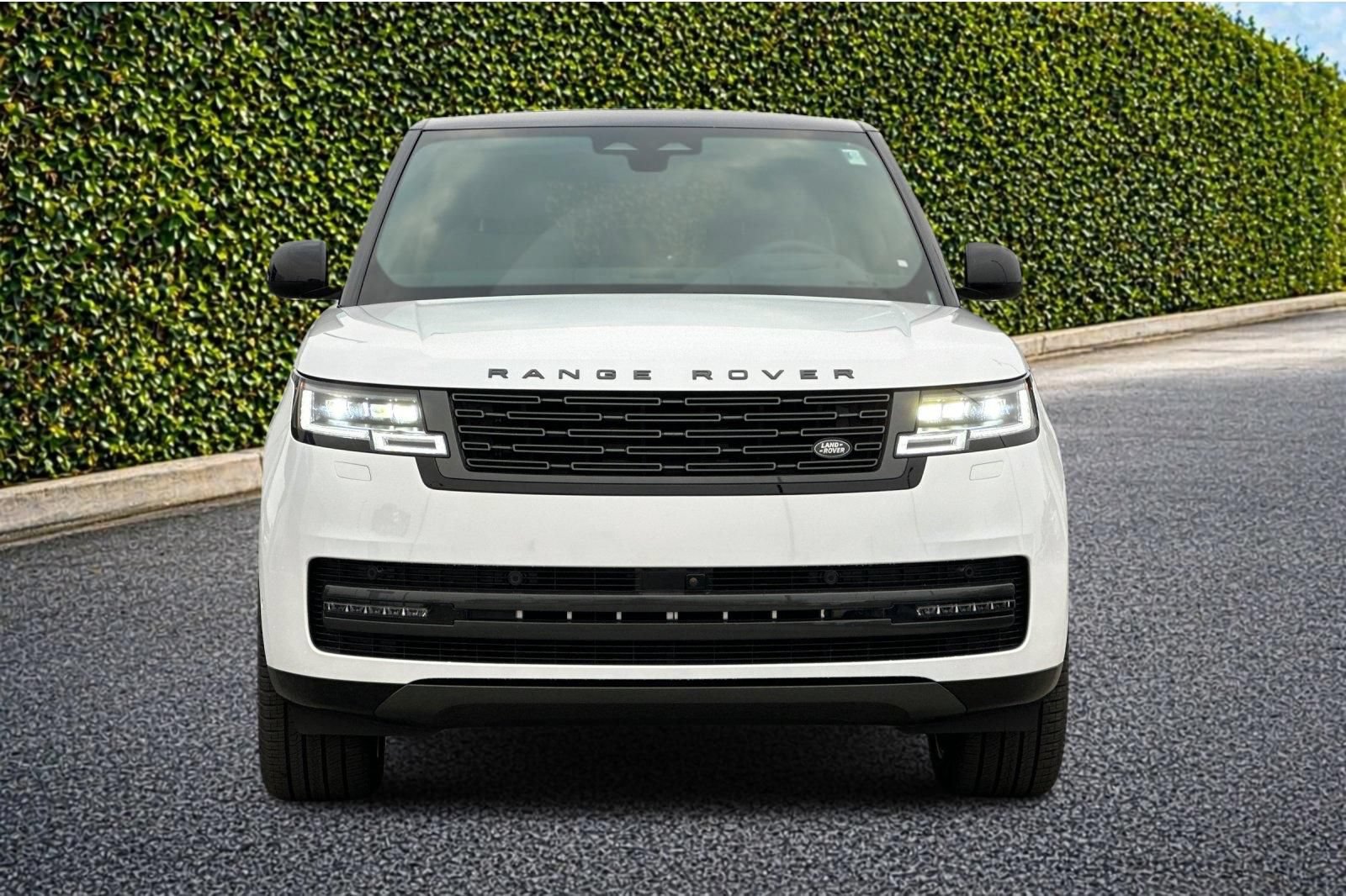 New 2026 Land Rover Range Rover SE AWD/4WD image 9