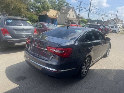Used 2014 Kia Cadenza Premium w/ Luxury Package FWD image 5