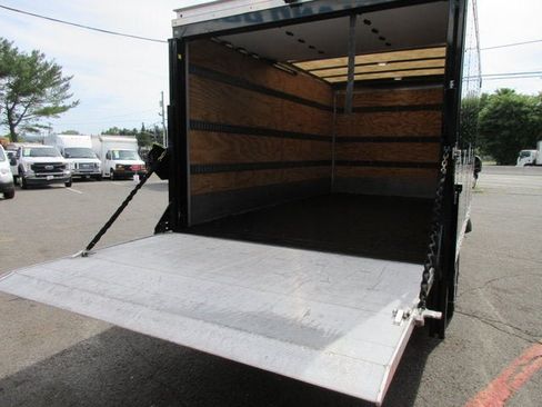 Used 2021 Ford F550 4x4 Regular Cab Super Duty w/ Power Equipment Group image 3