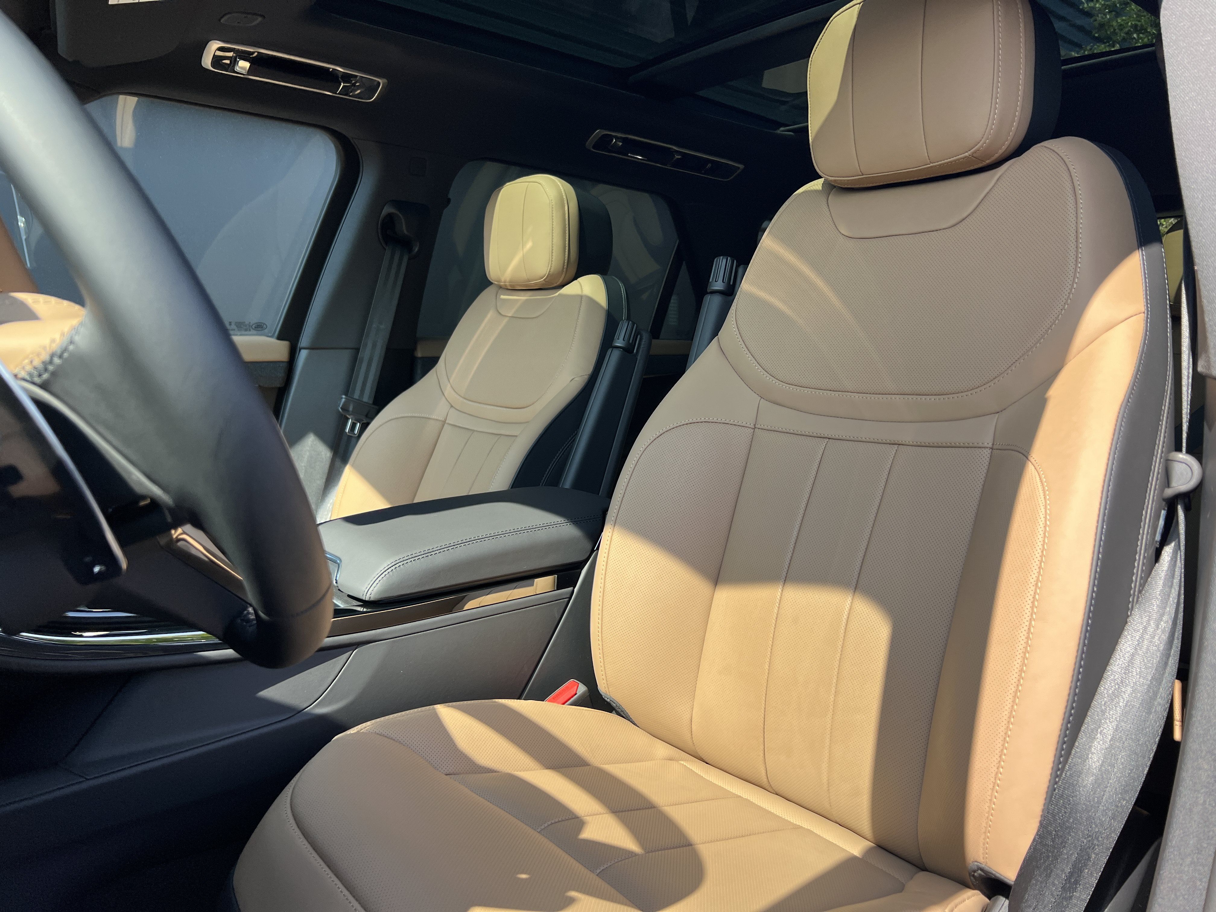 New 2025 Land Rover Range Rover Sport Dynamic SE AWD/4WD image 22