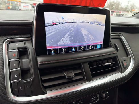 Used 2021 Chevrolet Suburban RST w/ Luxury Package image 10