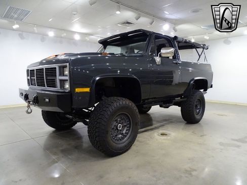 Used 1987 GMC Jimmy 4WD image 15