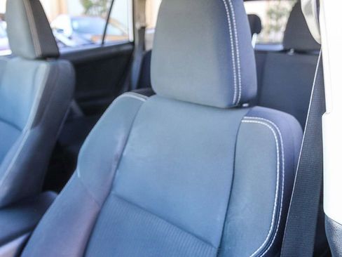 Used 2013 Toyota RAV4 XLE w/ Preferred Accessory Pkg AWD/4WD image 25