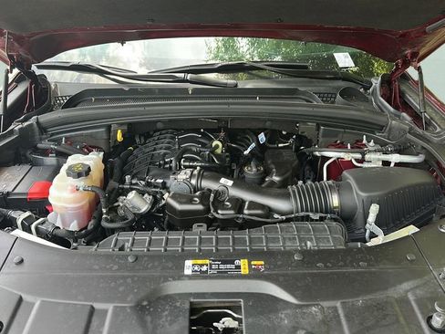 Used 2023 Jeep Grand Cherokee L Laredo RWD image 30