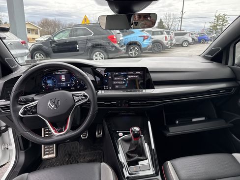 Used 2023 Volkswagen GTI Autobahn image 14