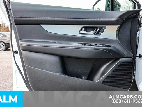 Certified 2025 Nissan Murano SL image 55