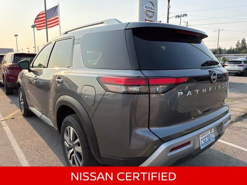 Certified 2025 Nissan Pathfinder SL AWD/4WD image 9