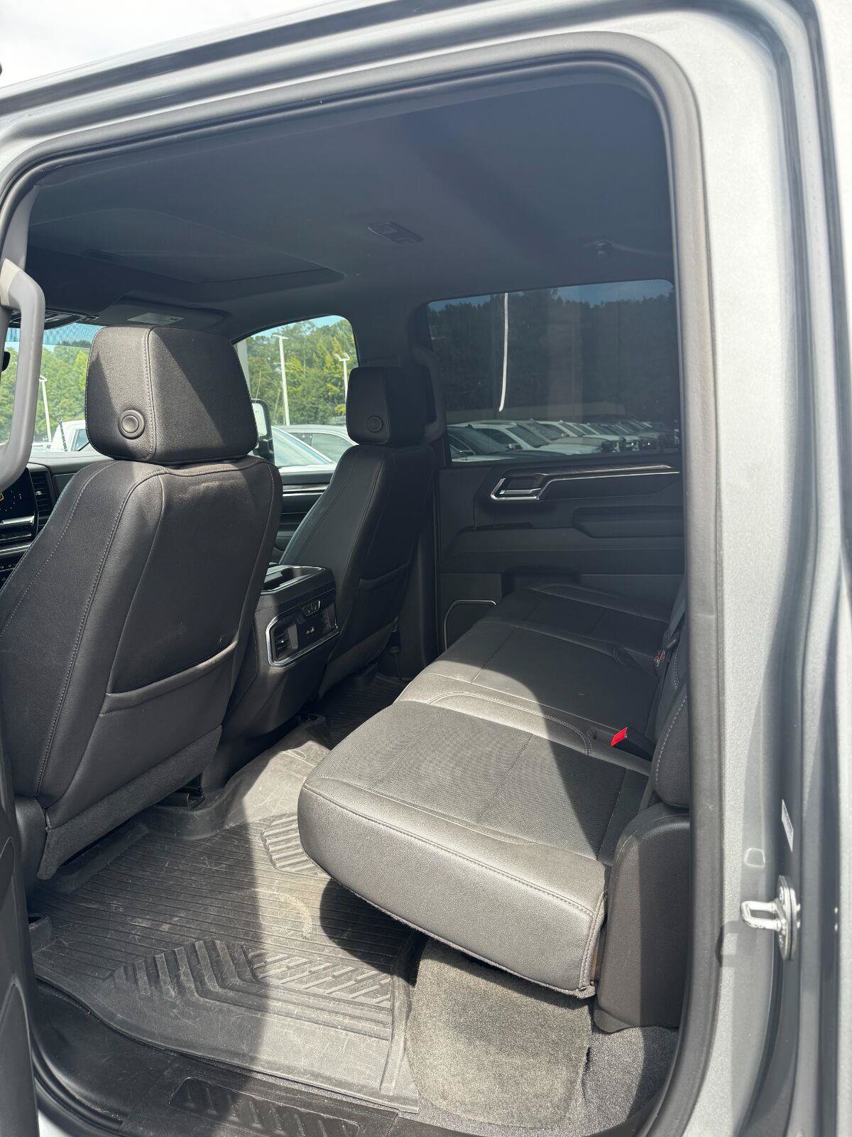 Used 2024 Chevrolet Silverado 2500 LTZ w/ LTZ Plus Package AWD/4WD image 26