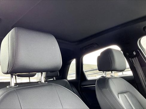 Used 2023 Audi Q3 2.0T Premium image 14