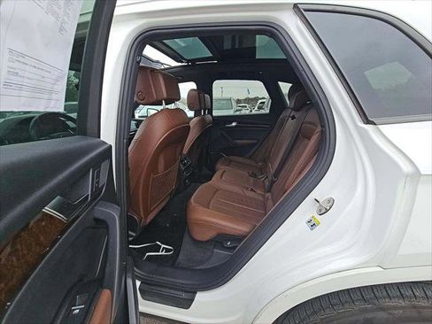 Used 2018 Audi Q5 2.0T Premium image 16
