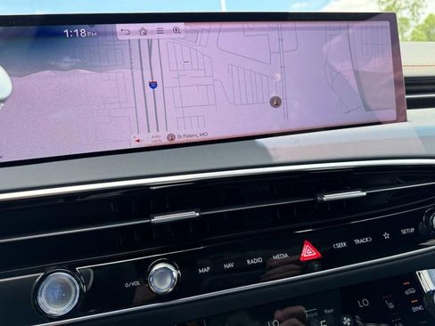 New 2026 Genesis GV70 3.5T Sport Prestige AWD/4WD image 17