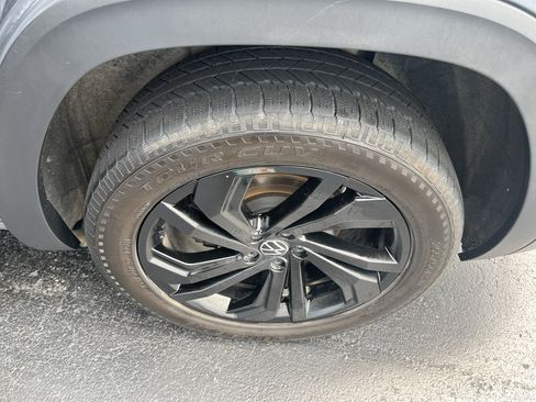 Used 2023 Volkswagen Atlas SE AWD/4WD image 55
