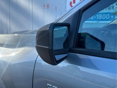 Used 2024 Chevrolet Colorado W/T image 14