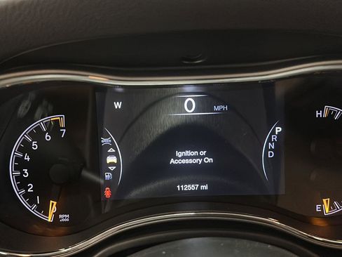 Used 2019 Jeep Grand Cherokee Limited w/ Trailer Tow Group IV image 19