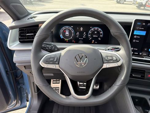 New 2026 Volkswagen Tiguan SE R-Line image 26