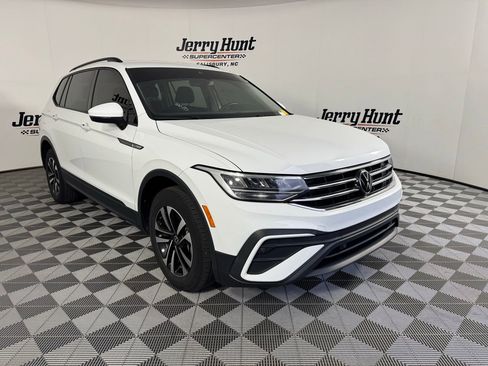 Used 2024 Volkswagen Tiguan S FWD image 8