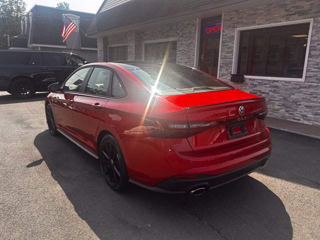 Used 2025 Volkswagen Jetta GLI Autobahn FWD image 5