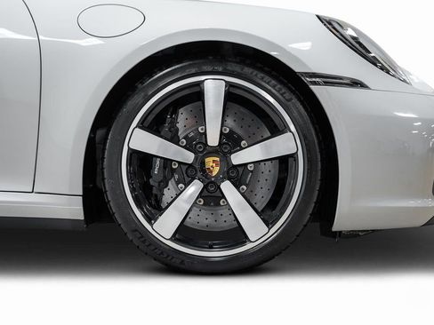 Used 2020 Porsche 911 Carrera S image 20