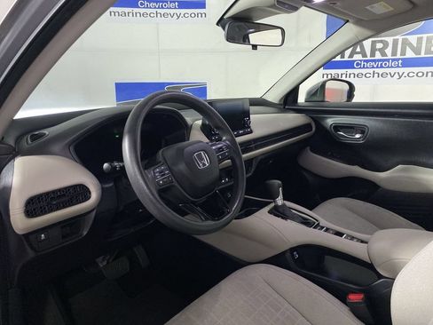 Used 2023 Honda HR-V LX image 15