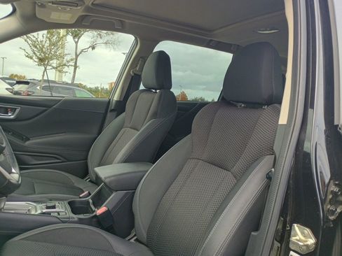 Used 2020 Subaru Forester Premium image 14