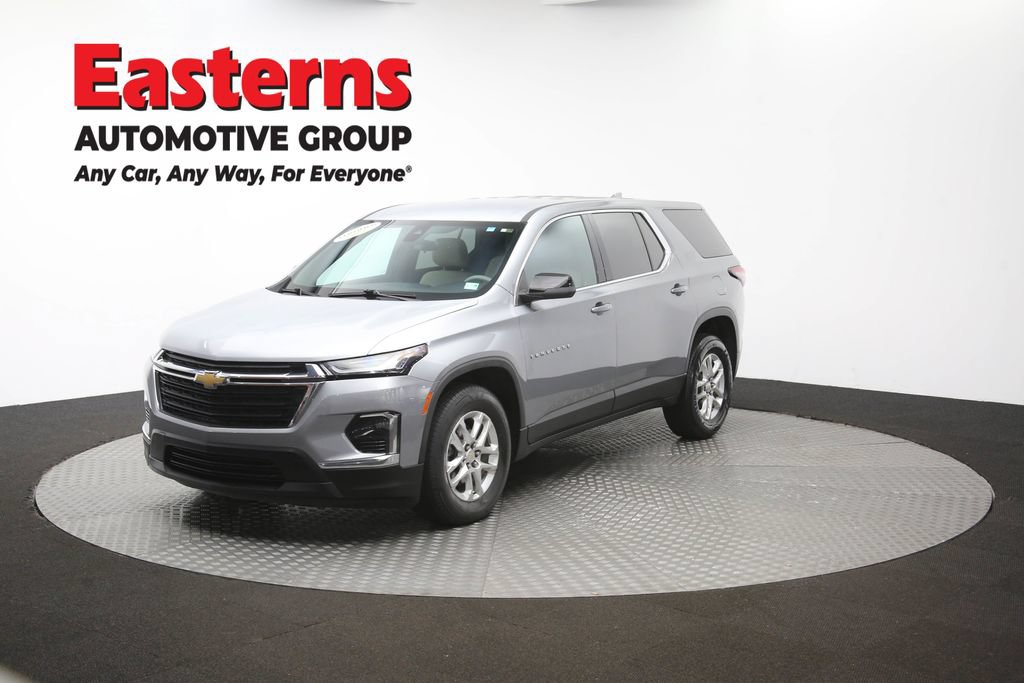 Used 2023 Chevrolet Traverse LS FWD image 55