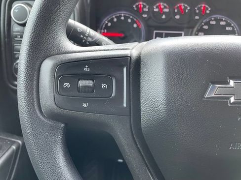 Used 2019 Chevrolet Silverado 1500 Custom Trail Boss AWD/4WD image 15