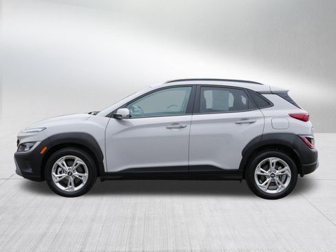 Certified 2023 Hyundai Kona SEL AWD/4WD image 4