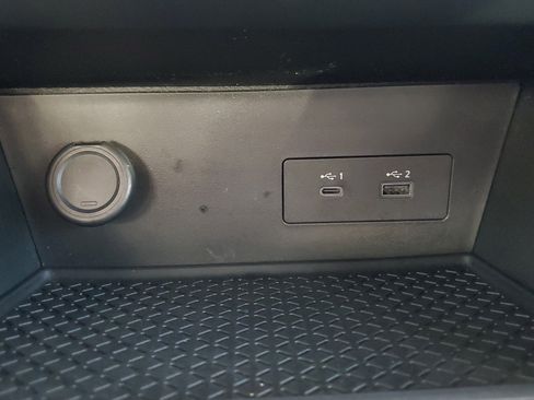 Used 2024 Nissan Pathfinder S w/ Cargo Package image 27