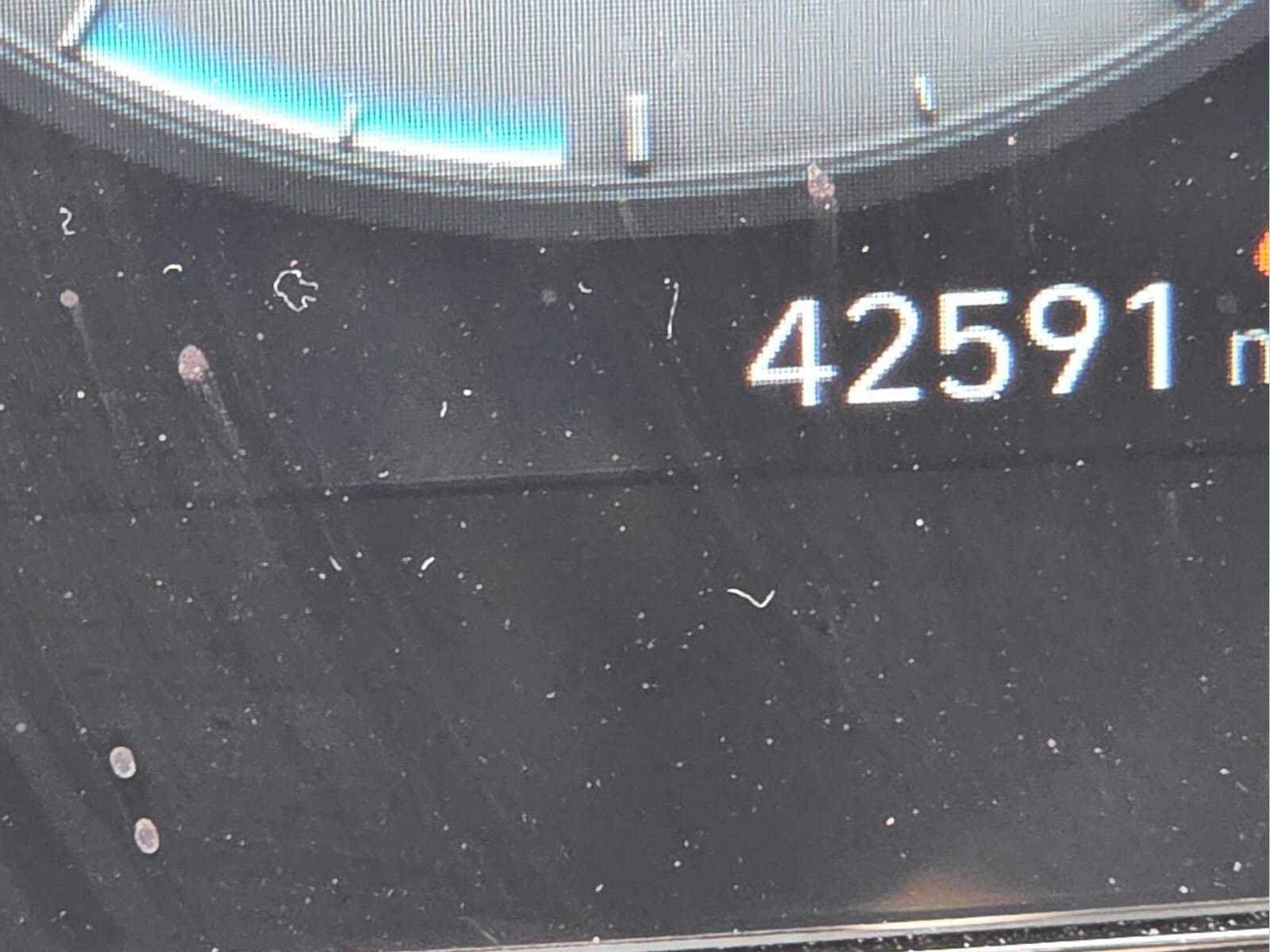 Used 2025 Hyundai Elantra SEL FWD image 27