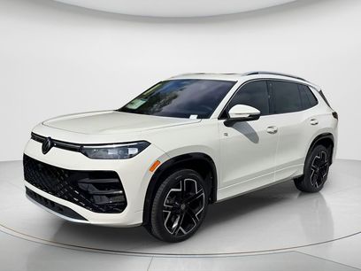 New 2026 Volkswagen Tiguan SEL R-Line