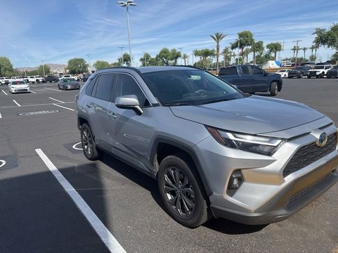 Used 2022 Toyota RAV4 XLE Premium AWD/4WD image 2