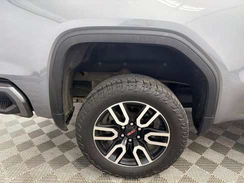 Used 2022 GMC Sierra 1500 AT4 w/ AT4 Premium Package AWD/4WD image 19